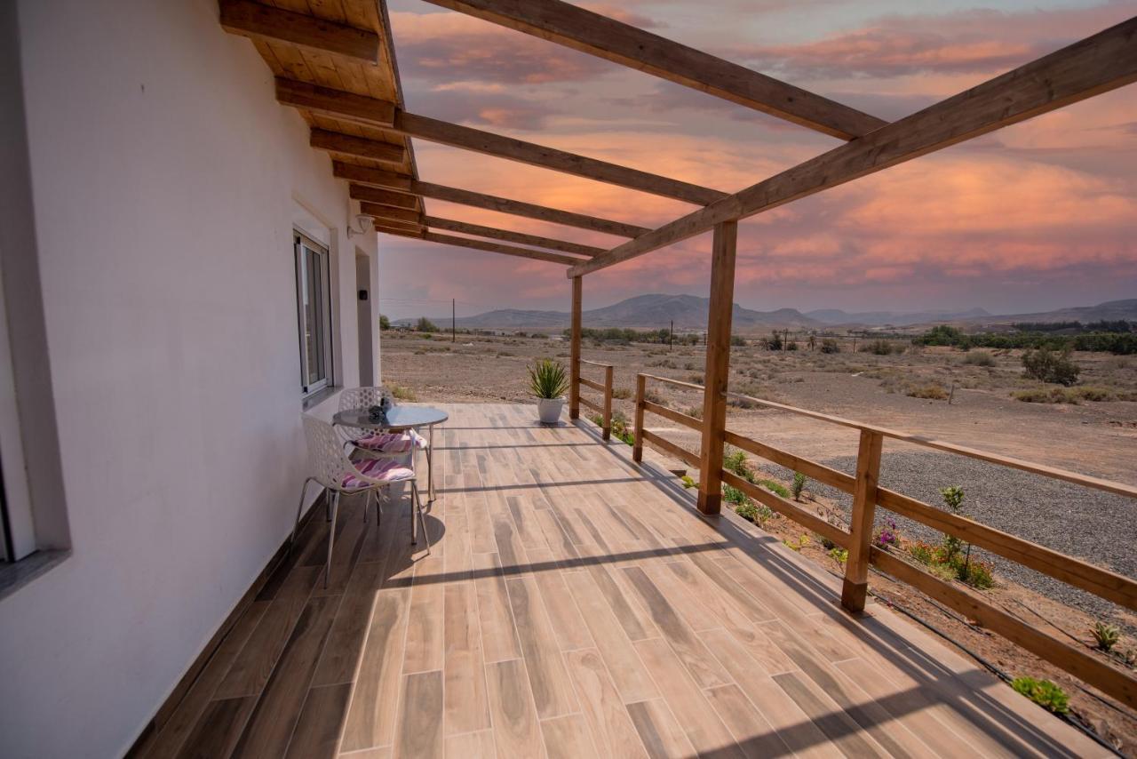 Los Olivos Villa Cardon Luaran gambar